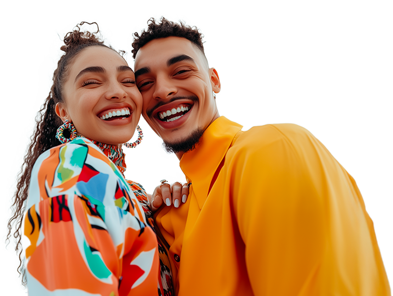 ragazza che abbraccia il proprio gatto